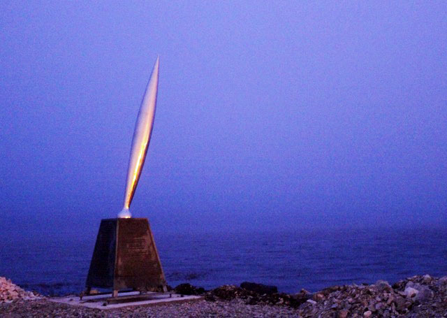 Stanley Monument at night